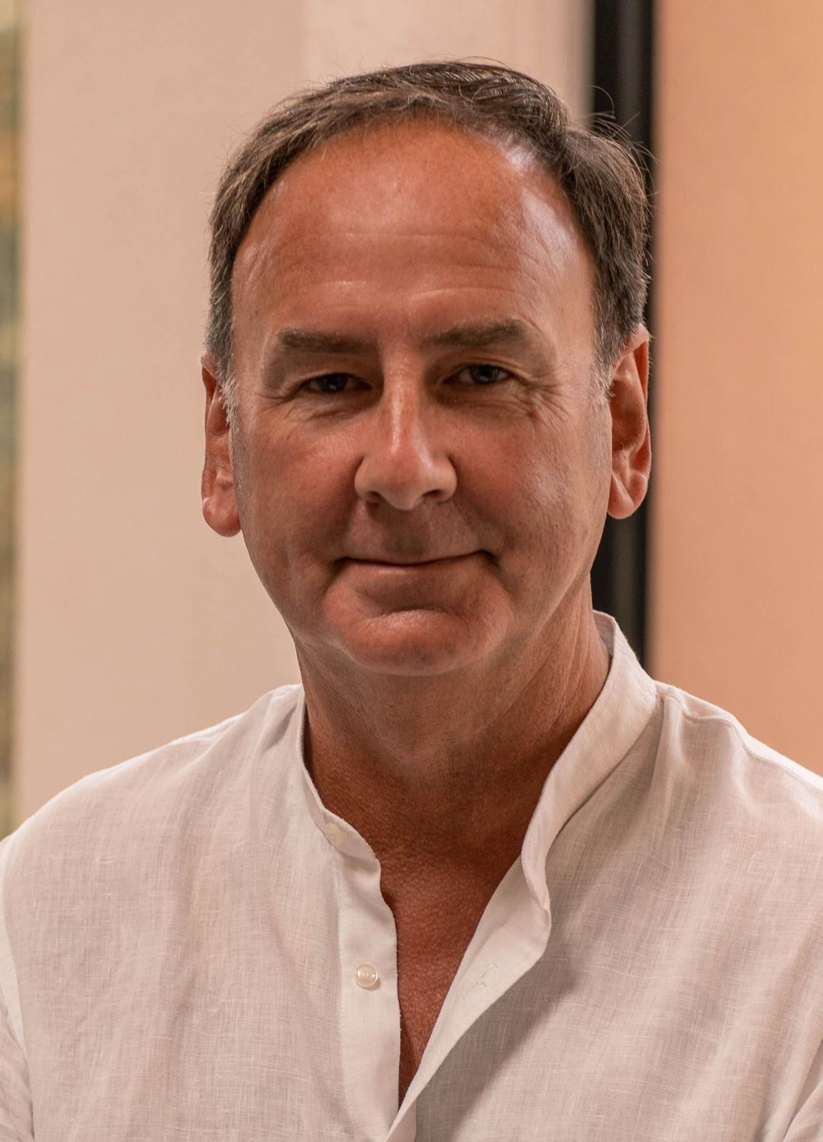 Simon Hinks